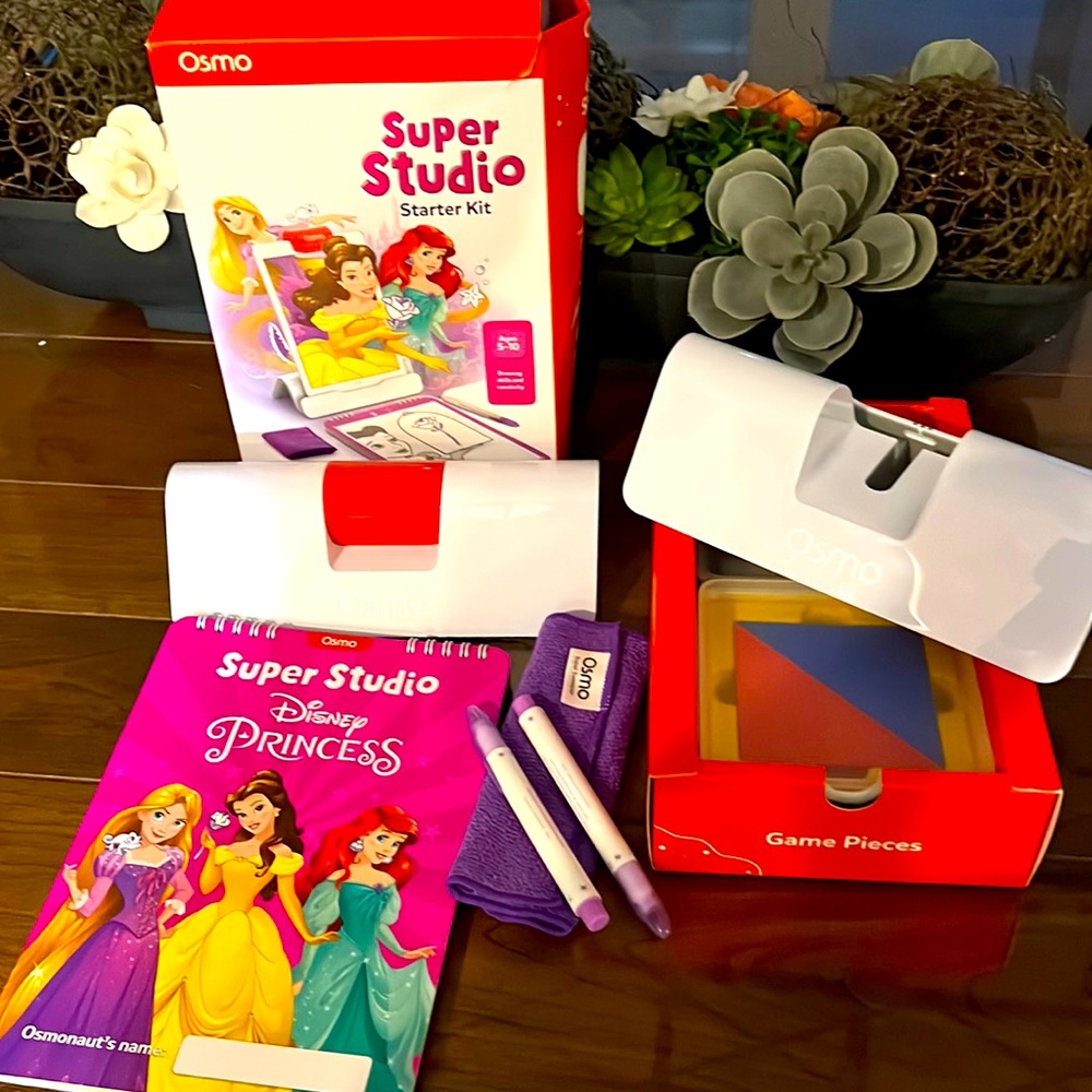 Osmo system super studio Disney princess and game pieces